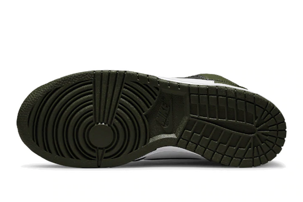 Nike Dunk High Cargo Khaki - Sneakerliebe